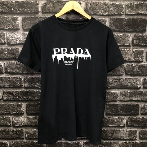 prada camisetas|camisas de prada.